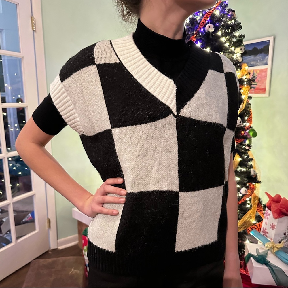 Not Zara  * Listicle Wednesday Addams Vest Checkered Black and White*